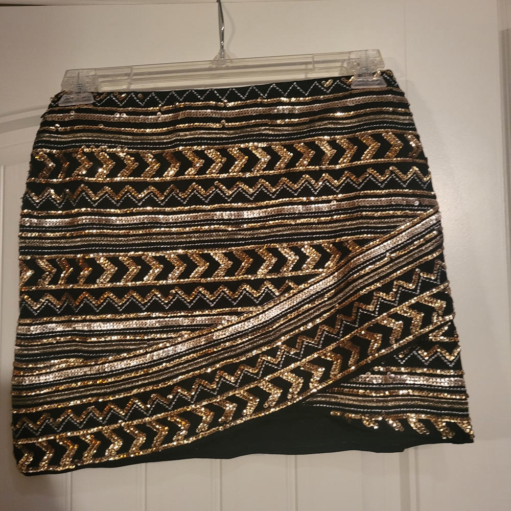 Gianni BINI Gold and Black Sequin Skirt